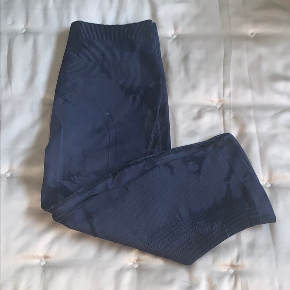 Lululemon Ebb to Train Crop Legging